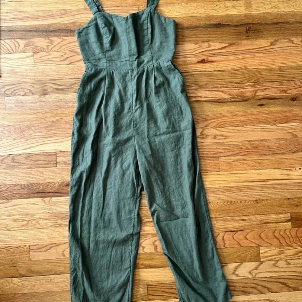 Old Navy Green Utility Jumpsuit with Adjustable Straps - Picture 2 of 8